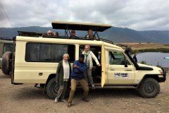 Tourists-with-transport