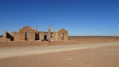 1_05-RUIN-IN-FARINA